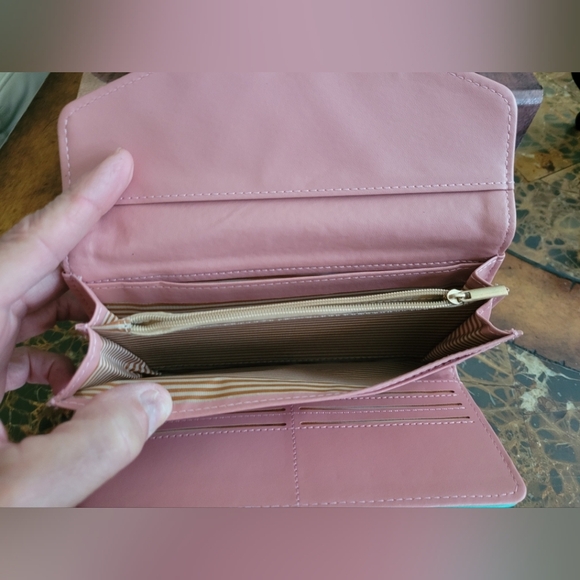 Love Cream and Green Women's Wallet - Picture 7 of 7